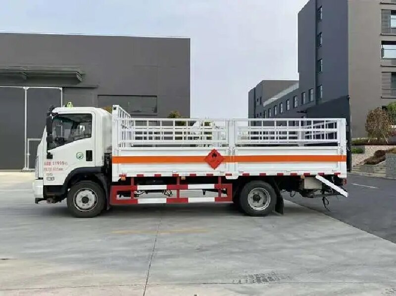 成都到余杭區(qū)危險(xiǎn)品運(yùn)輸