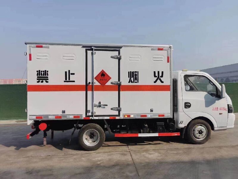 成都到貴南危險(xiǎn)品運(yùn)輸